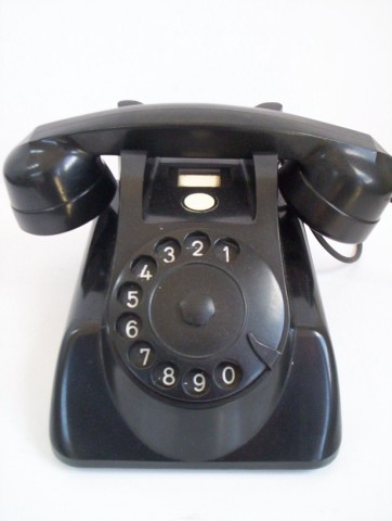 Original black Mercedes Bakelite telephone Original black Mercedes Bakelite telephone